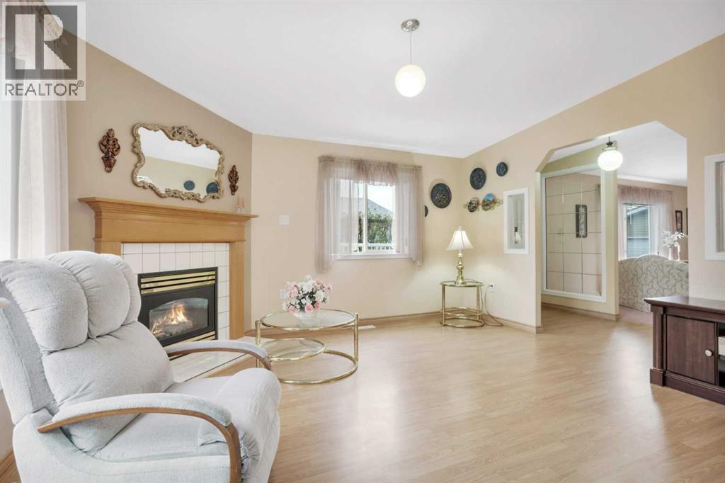 418 6 Street NW — photo 9