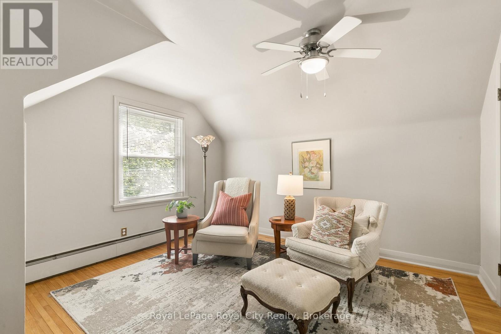 120 HILL STREET E - 29
