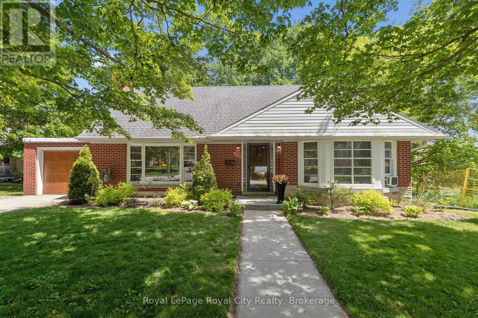 120 HILL STREET E - 5