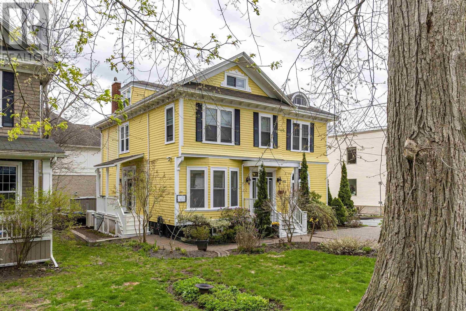 602 Francklyn Street - 28