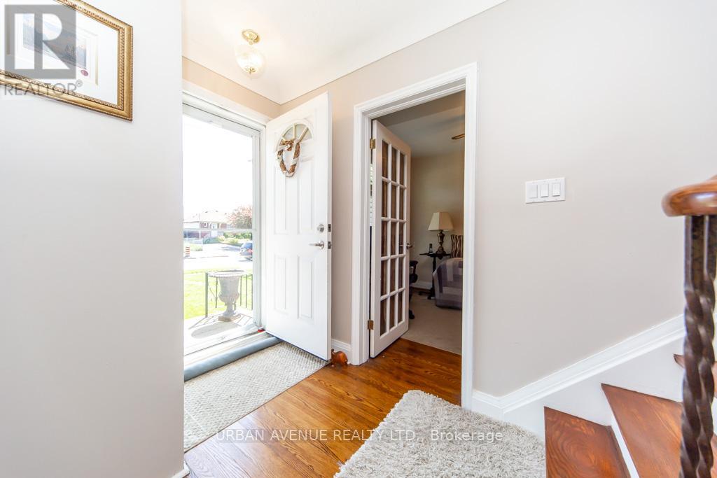 136 TOWER DRIVE - 17