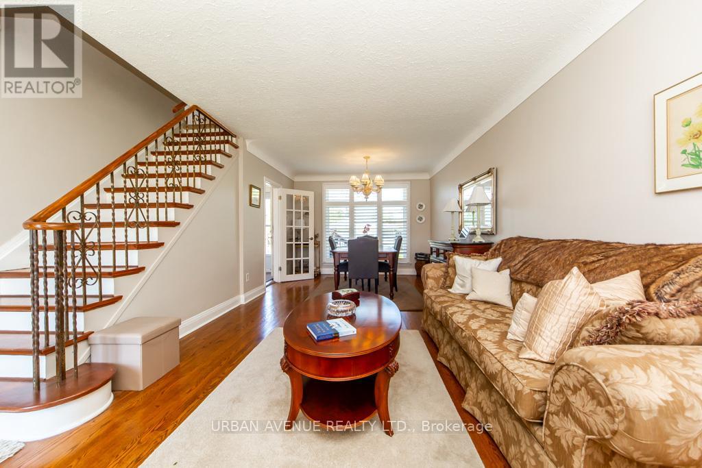 136 TOWER DRIVE - 10
