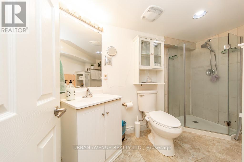 136 TOWER DRIVE - 38