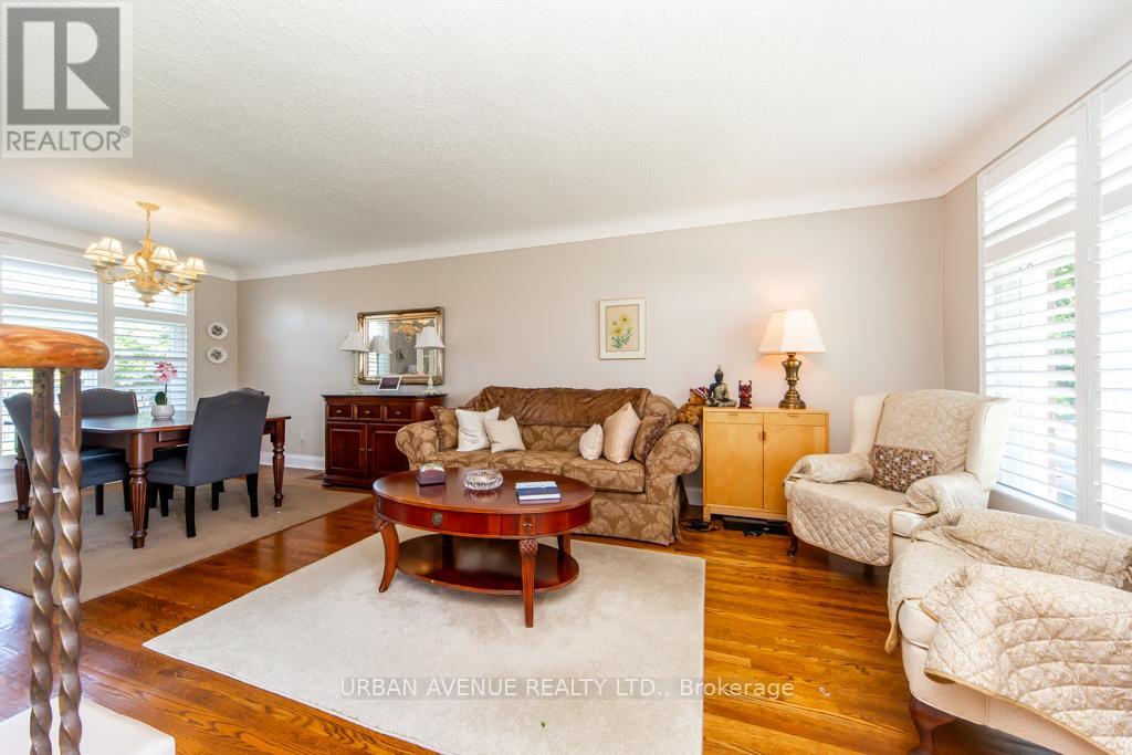 136 TOWER DRIVE - 9