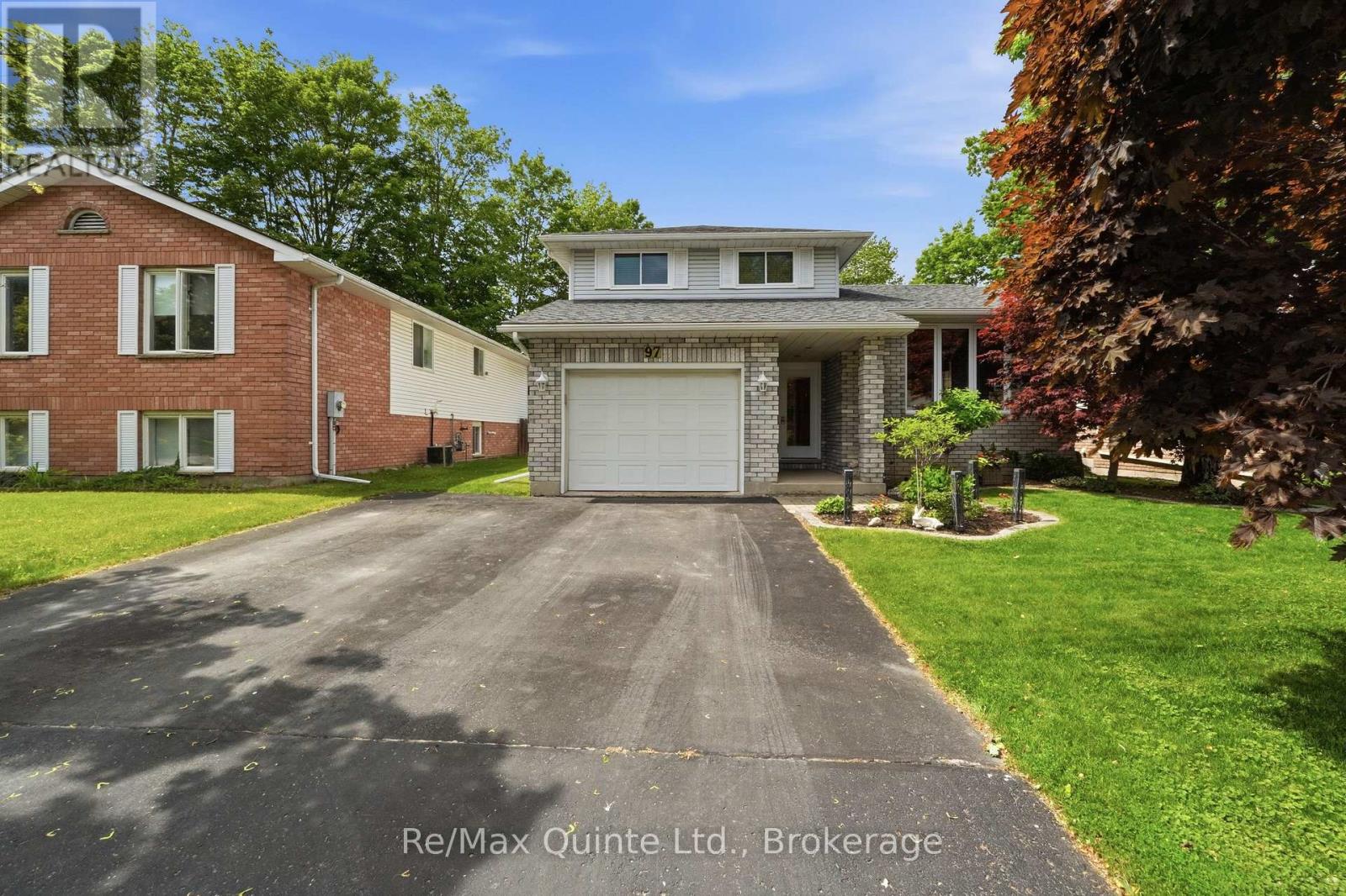 97 PARKVIEW HEIGHTS - 36