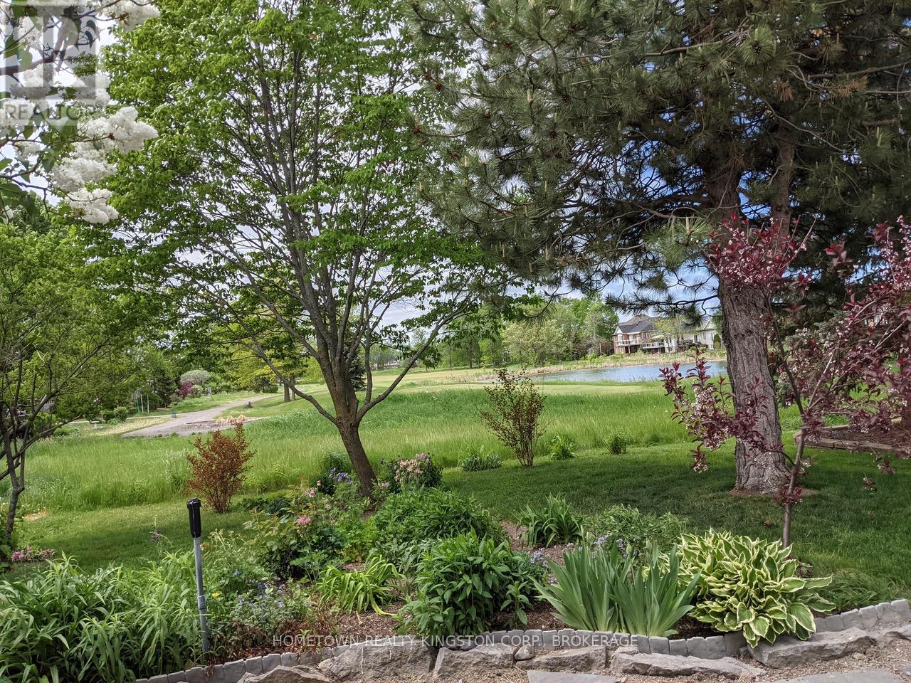 59 ABBEY DAWN DRIVE - 32