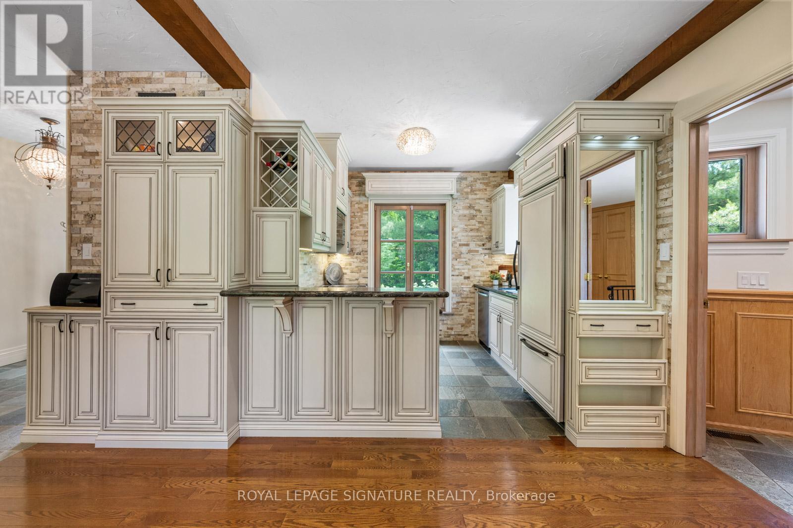 30 KINGSWOOD DRIVE - 10