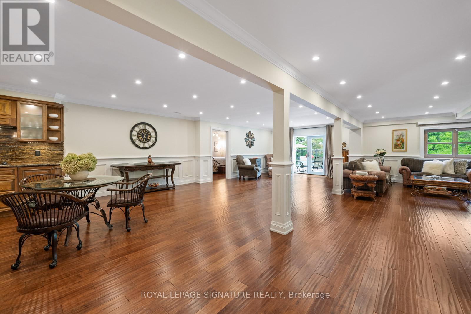 30 KINGSWOOD DRIVE - 34