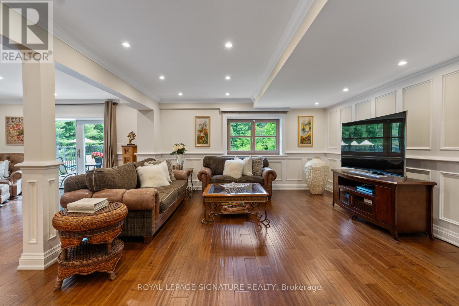 30 KINGSWOOD DRIVE - 36