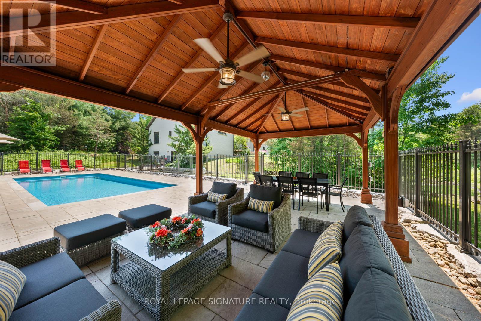 30 KINGSWOOD DRIVE - 43