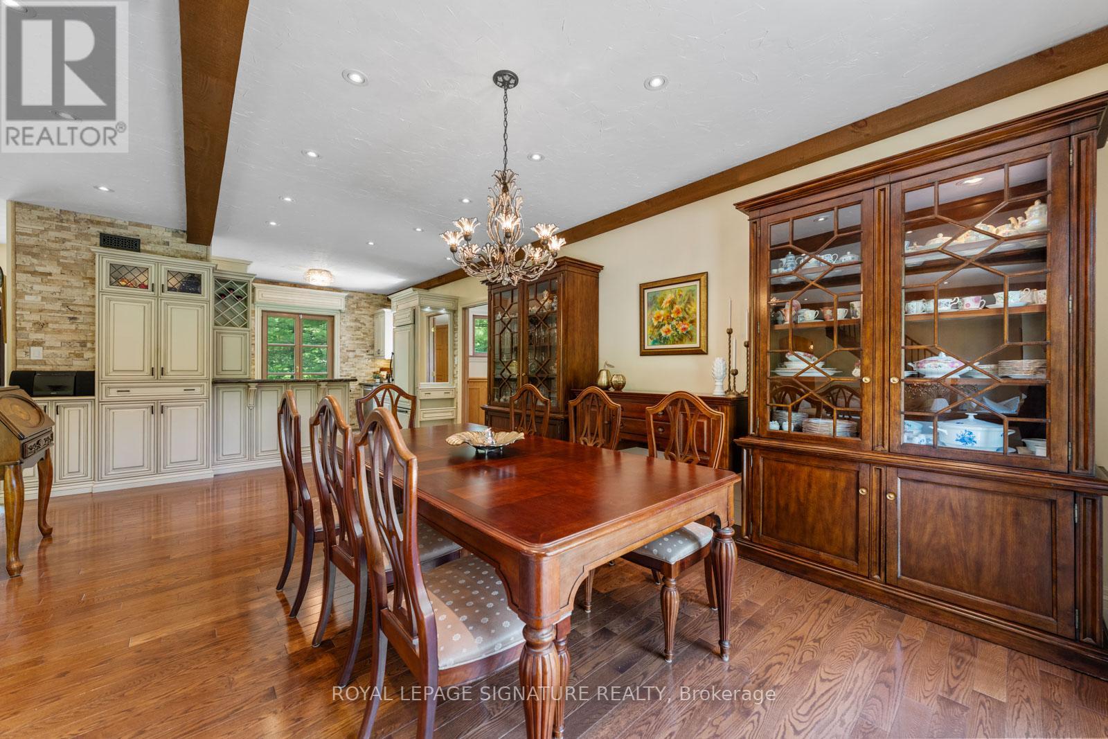 30 KINGSWOOD DRIVE - 6