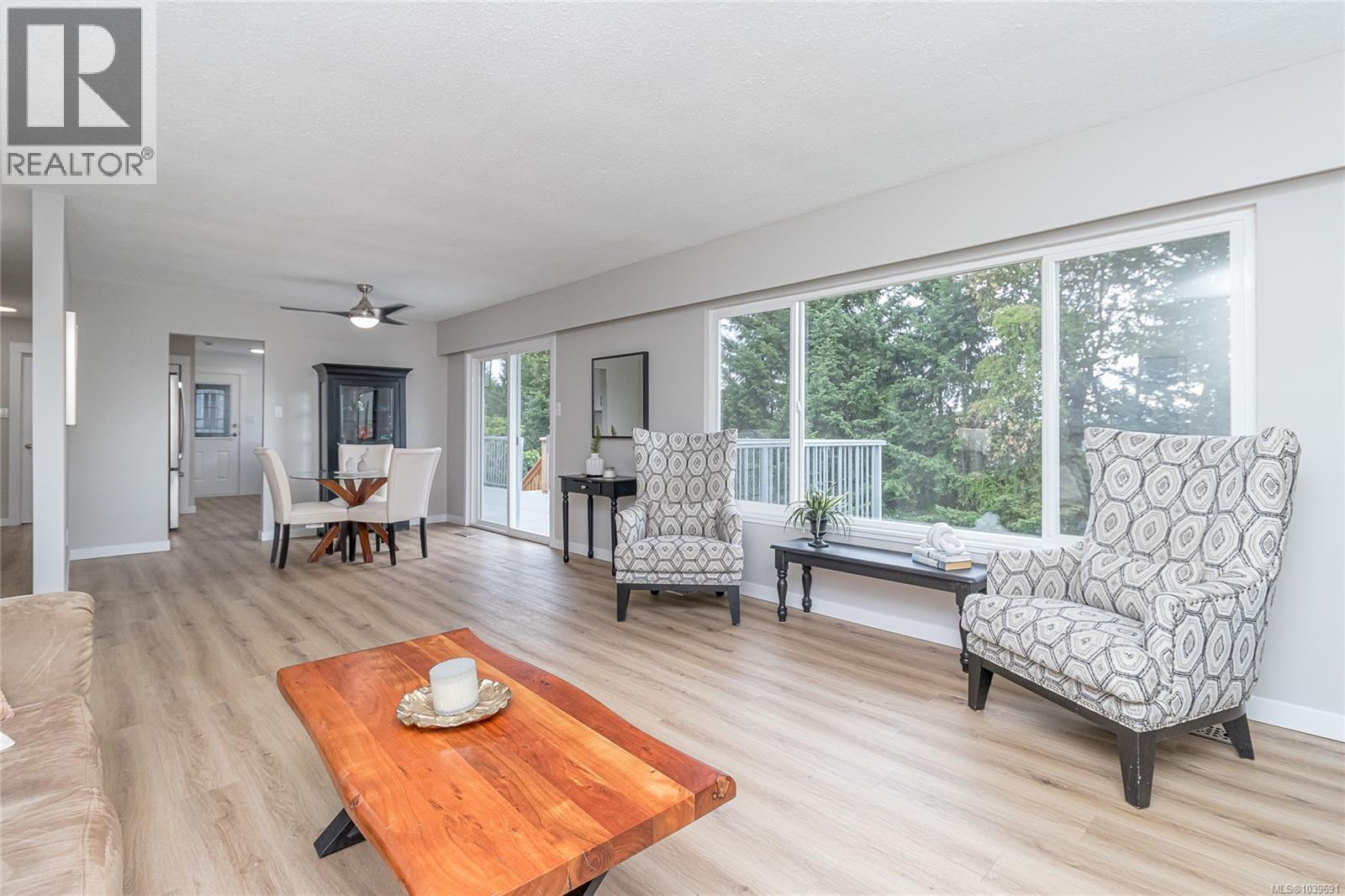 125 Arbutus Cres - 3
