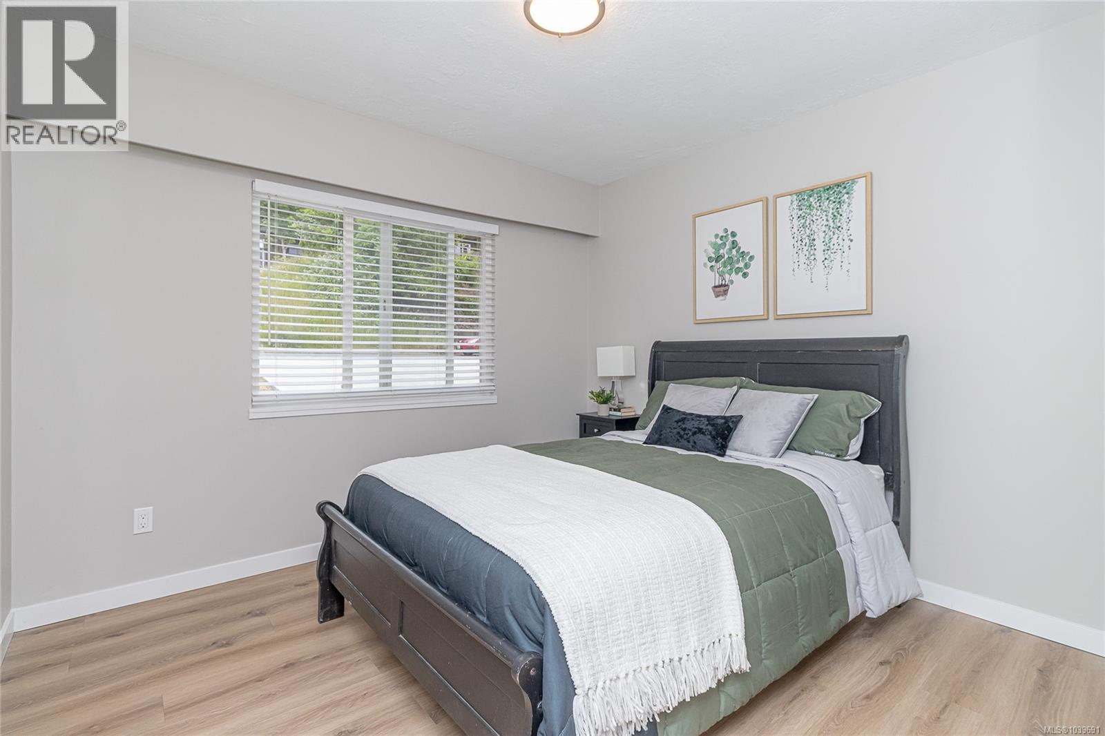 125 Arbutus Cres - 12