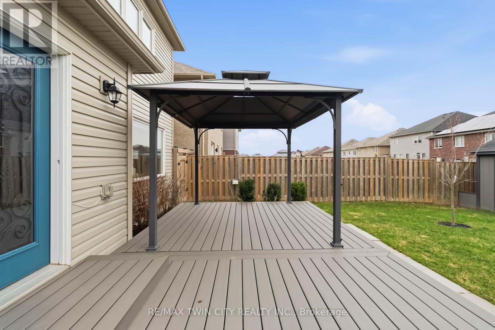 3-bedroom home for sale at 16 POLLARD STREET, Brantford ON · photo 48 of 50