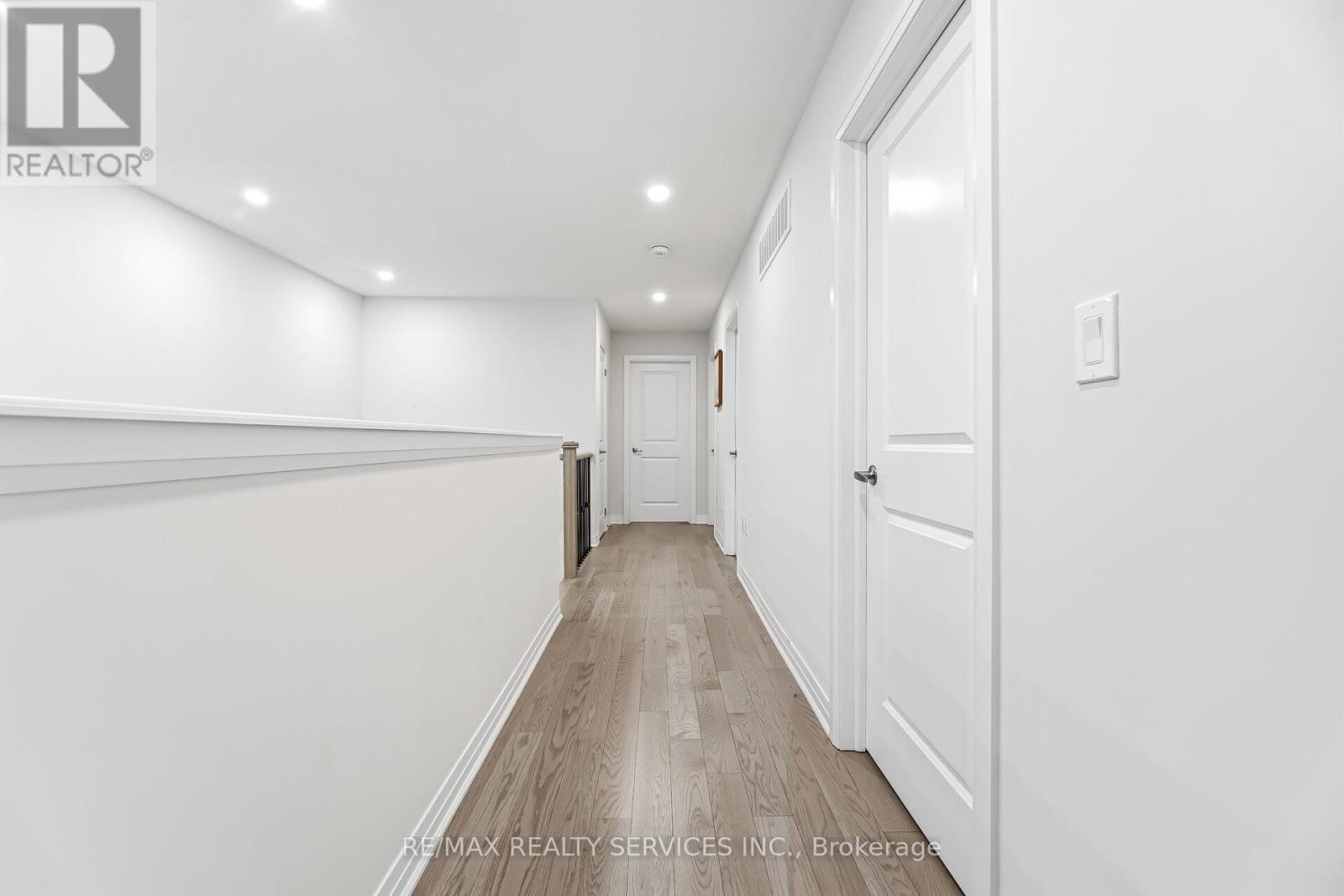 14 GIBSON DRIVE - 30