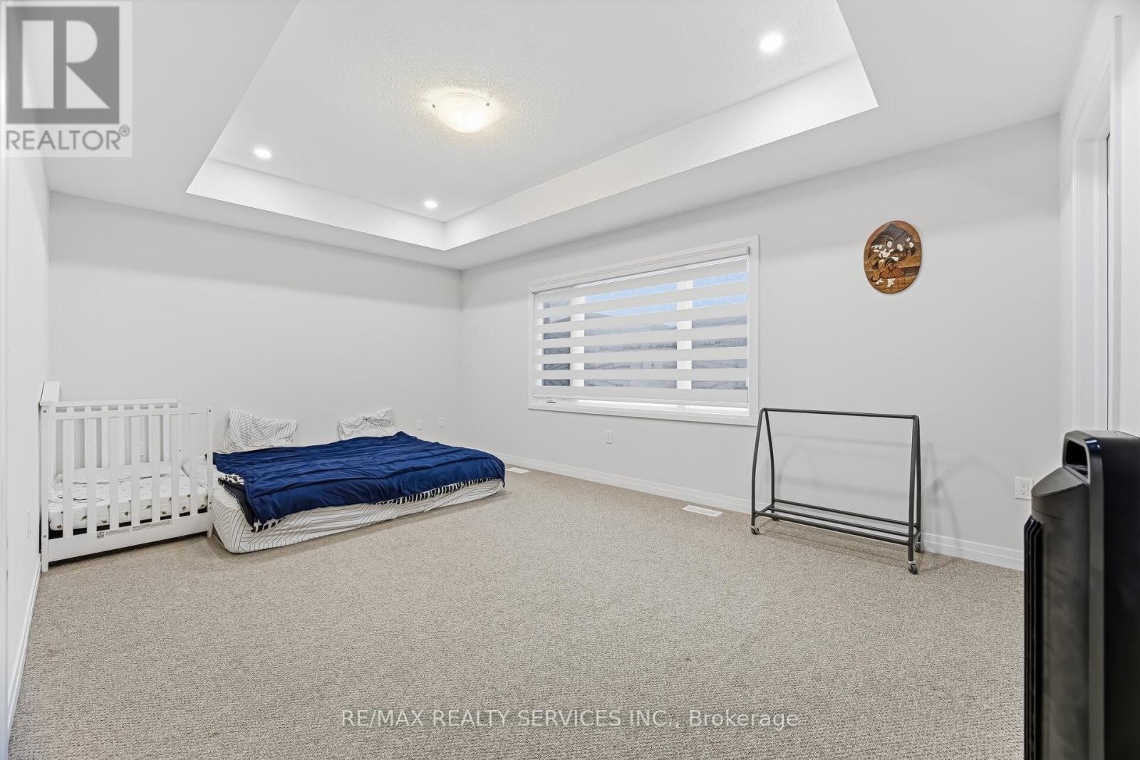 14 GIBSON DRIVE - 31