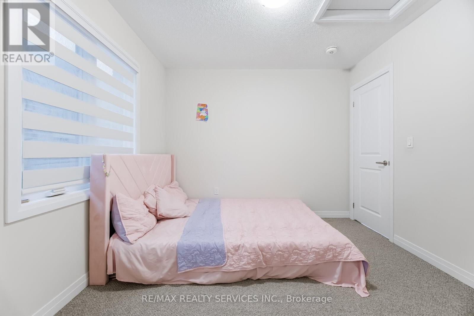 14 GIBSON DRIVE - 37