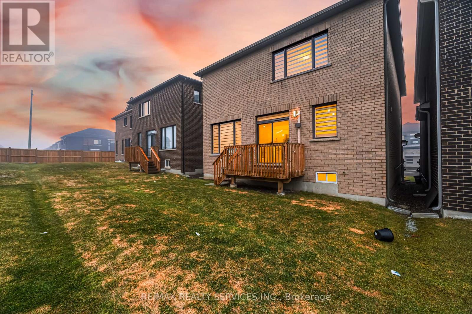 14 GIBSON DRIVE - 50