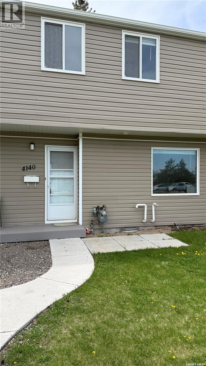 #4140 Castle ROAD - 1