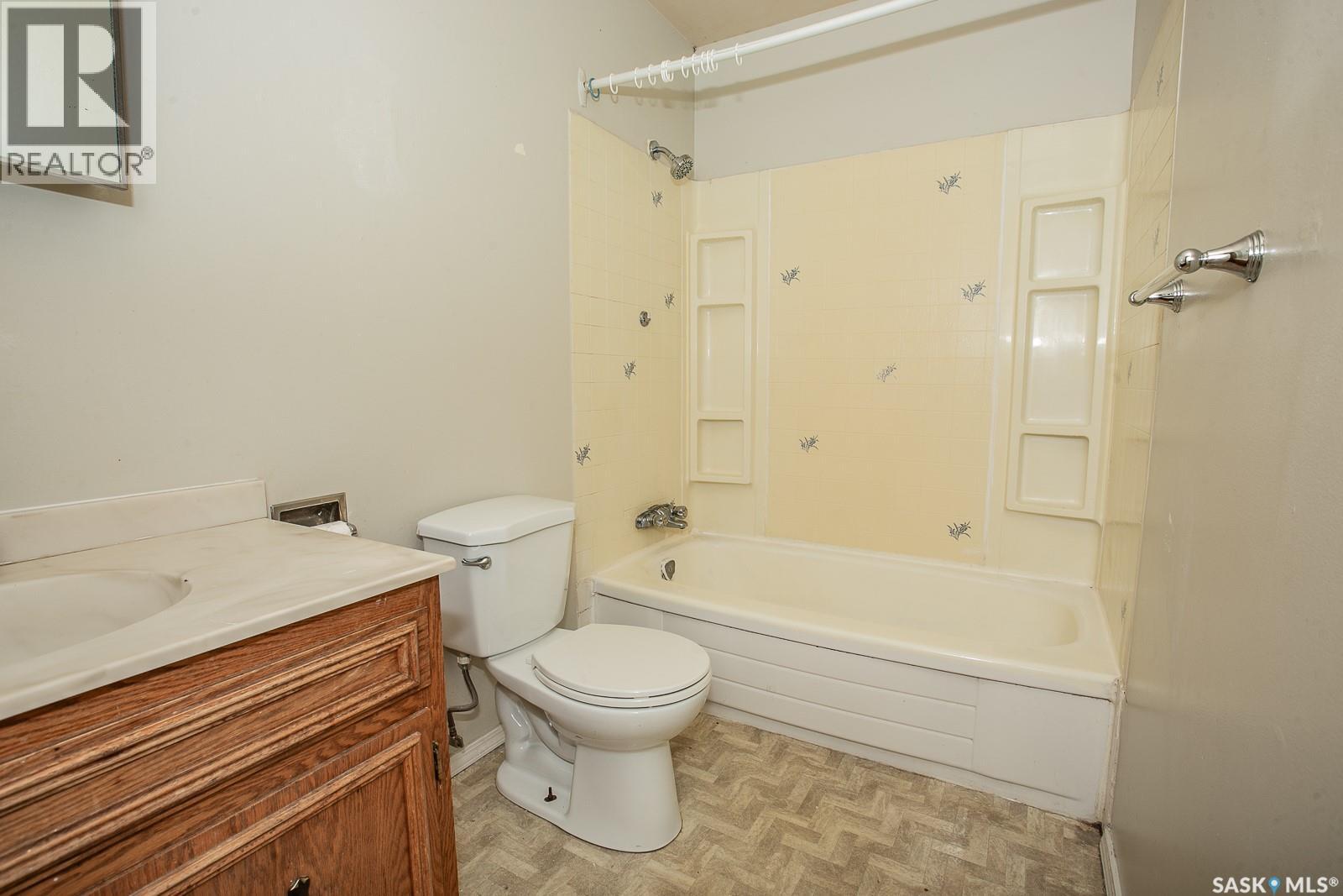 #4140 Castle ROAD - 13