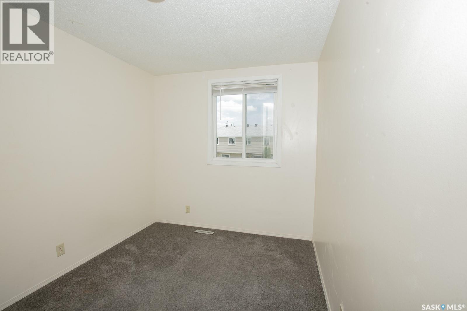 #4140 Castle ROAD - 11