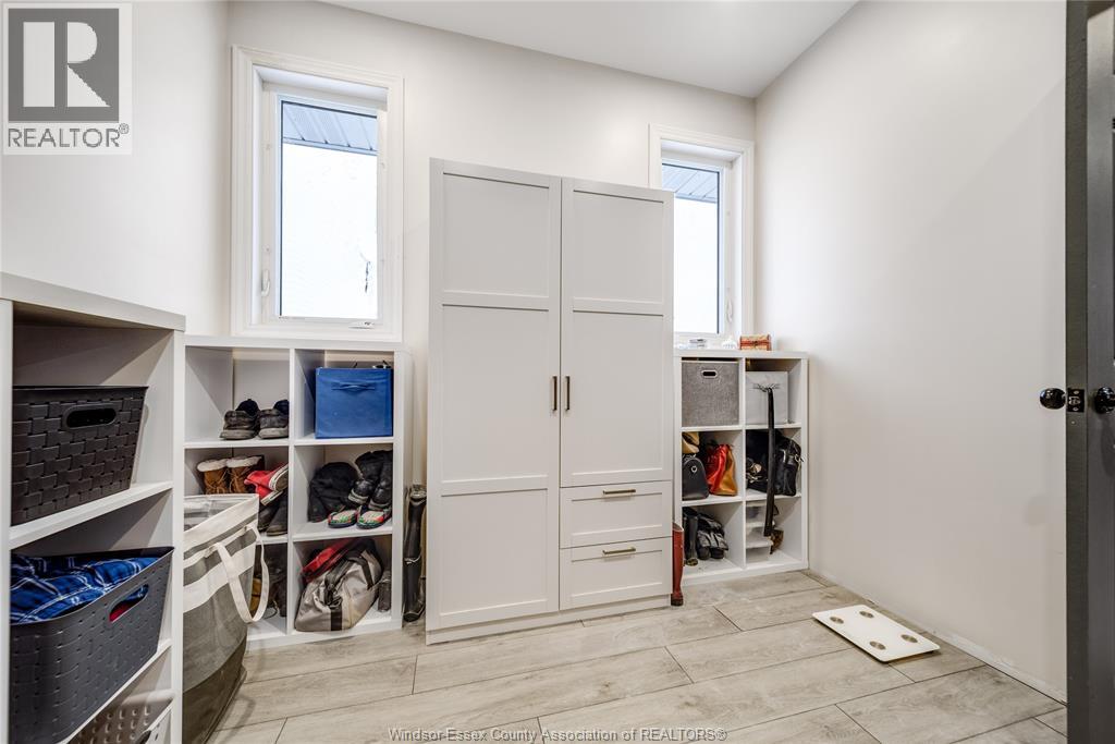 856 TALBOT - Image 40