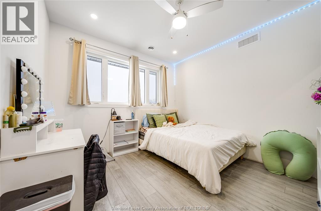 856 TALBOT - 30