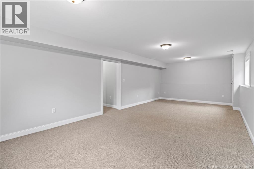 38 Foster Avenue - 34