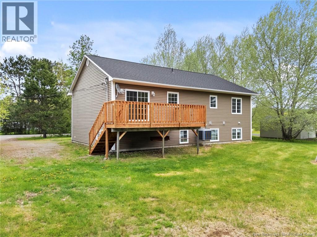 38 Foster Avenue - 44