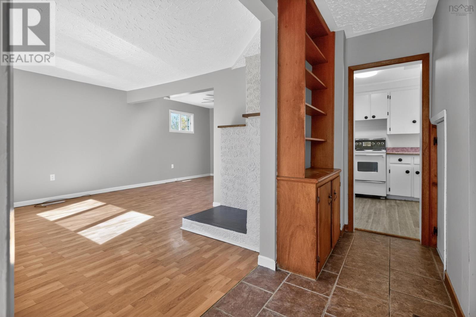 25 Mansion Avenue - 5