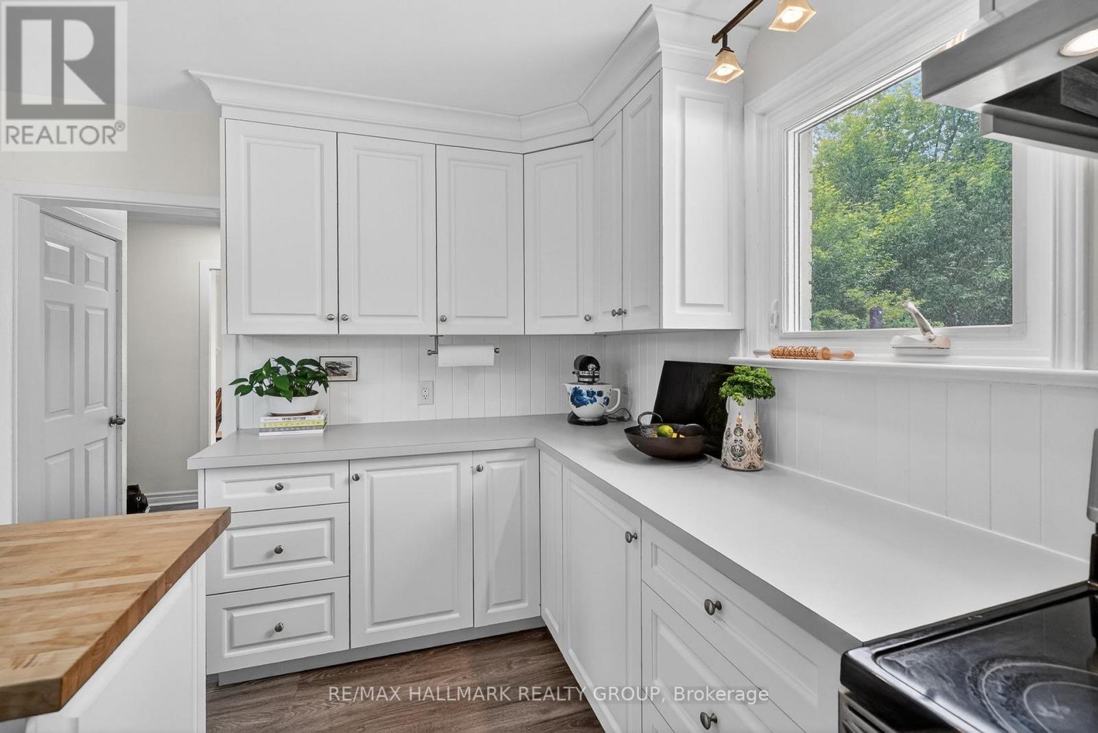 4 Bed, 3 Bath House for Sale in Ottawa – 3588 ALBION ROAD, Ottawa – MLS# X13413390 - Image 13