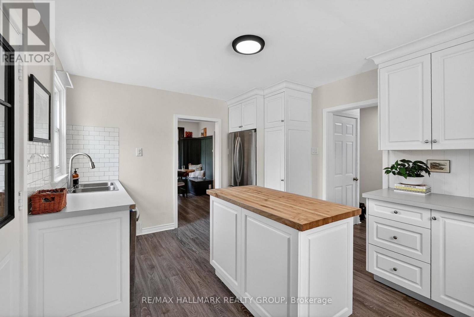 4 Bed, 3 Bath House for Sale in Ottawa – 3588 ALBION ROAD, Ottawa – MLS# X13413390 - Image 15