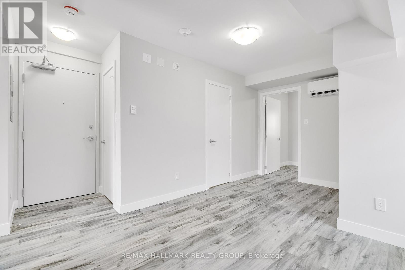 1 Bed, 1 Bath Multi-Family for Rent in Ottawa – 5 – 261 SOMERSET STREET E, Ottawa – MLS# X13413446 - Image 3