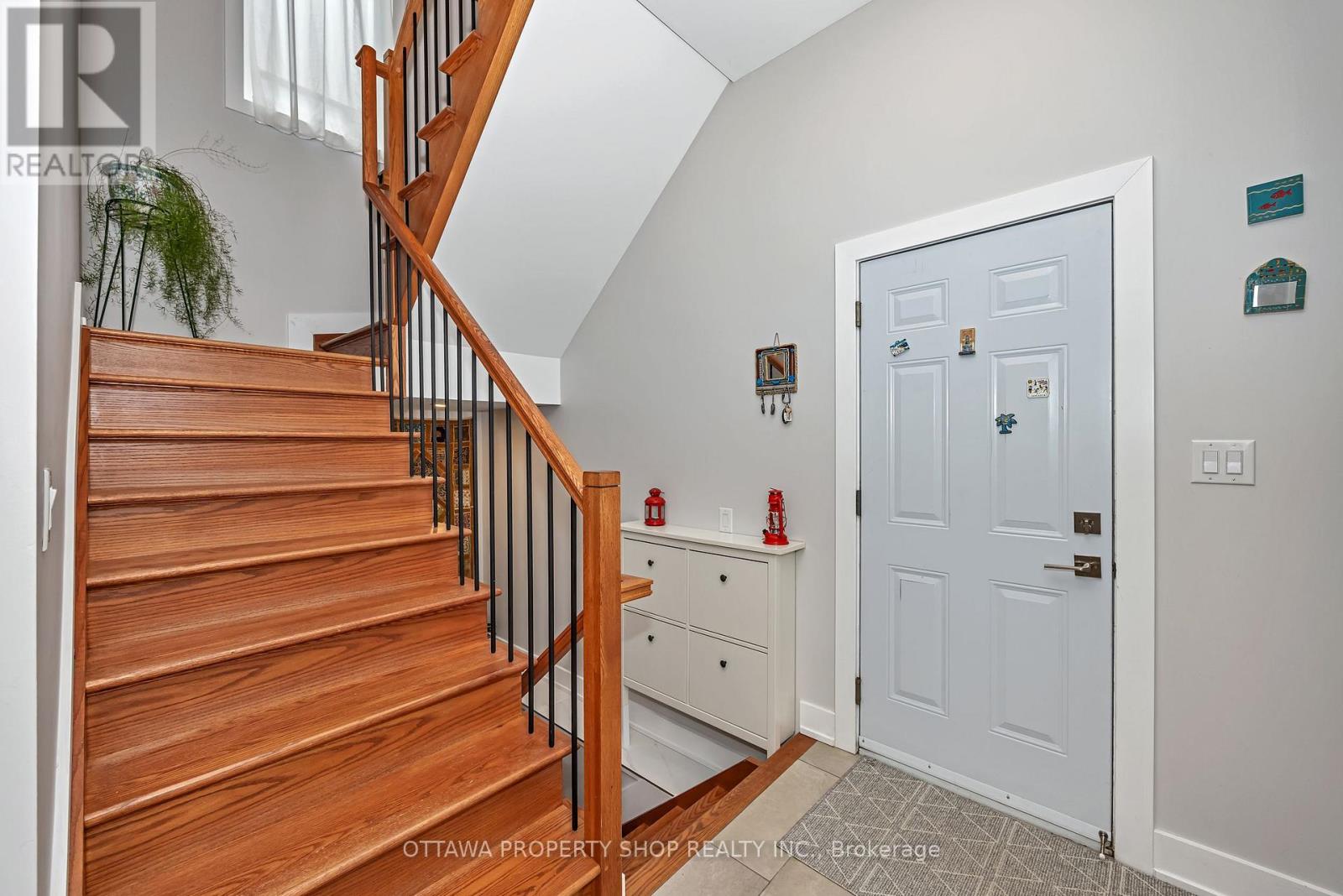 1355 MORY STREET - 16