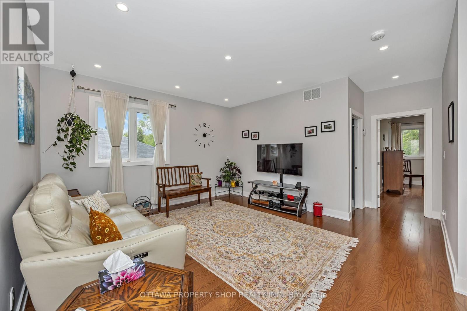 1355 MORY STREET - 17