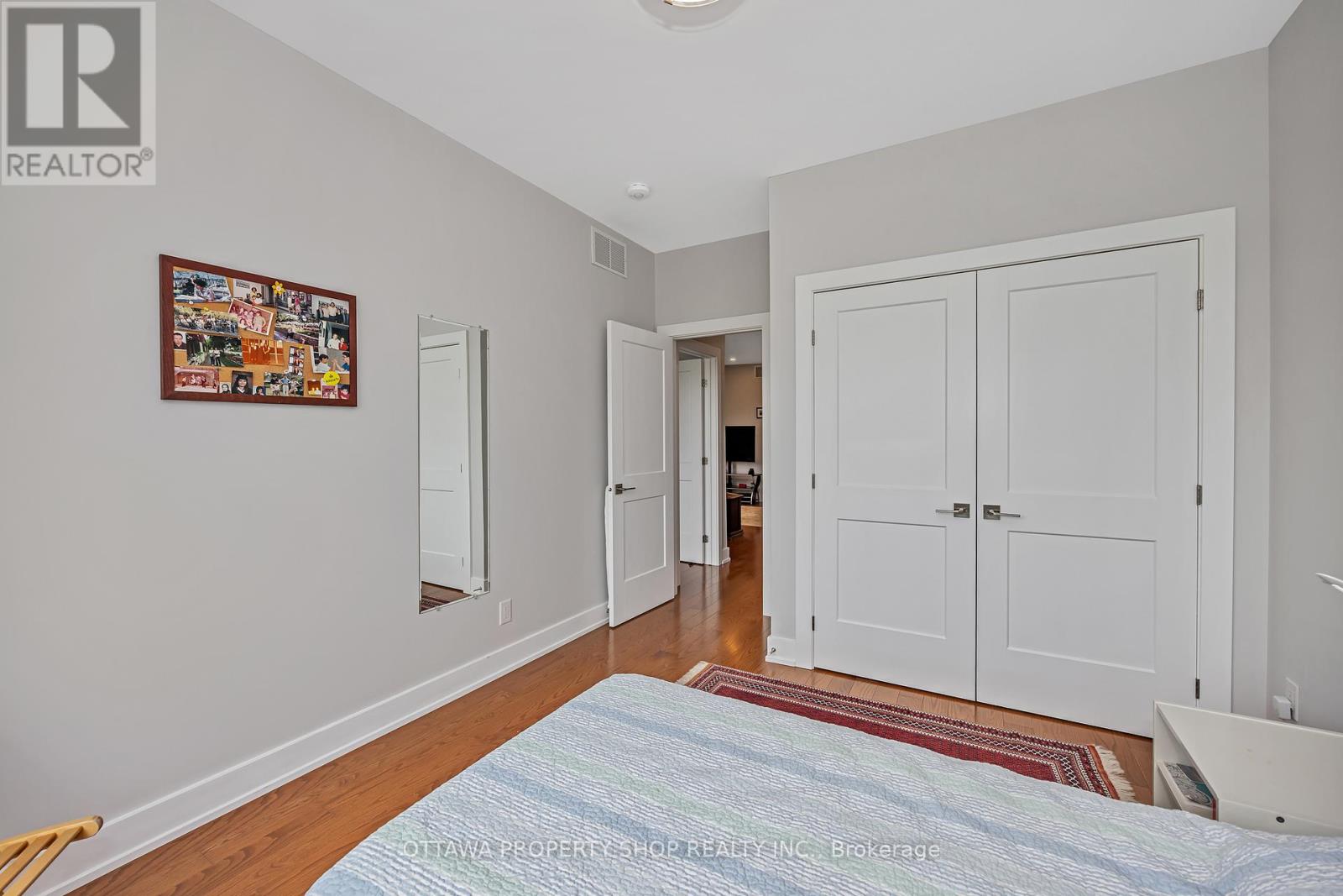 1355 MORY STREET - 25