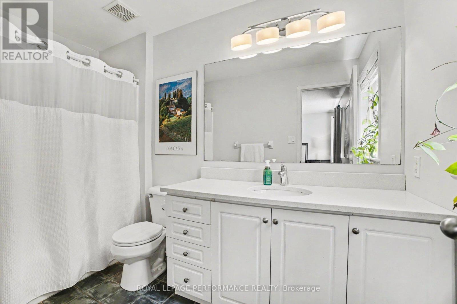4 Bed, 3 Bath House for Sale in Ottawa – 122 RUSTWOOD PRIVATE, Ottawa – MLS# X13413514 - Image 19