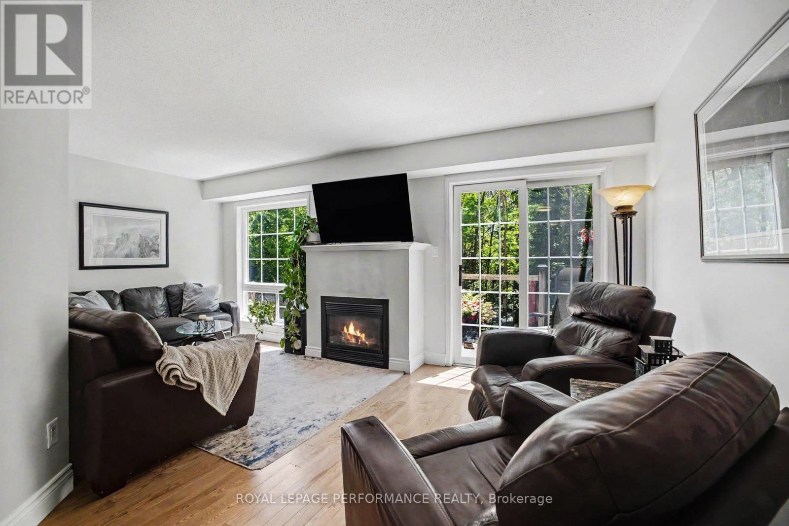4 Bed, 3 Bath House for Sale in Ottawa – 122 RUSTWOOD PRIVATE, Ottawa – MLS# X13413514 - Image 14