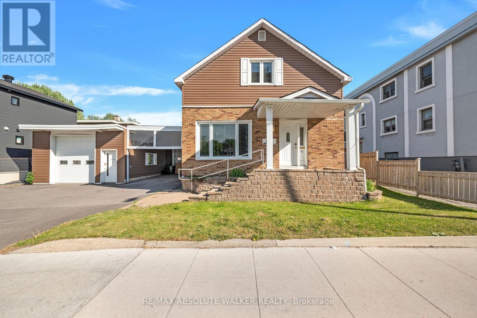 412 MONTREAL ROAD - 1