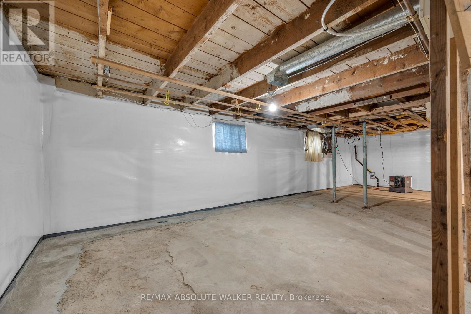 412 MONTREAL ROAD - 17
