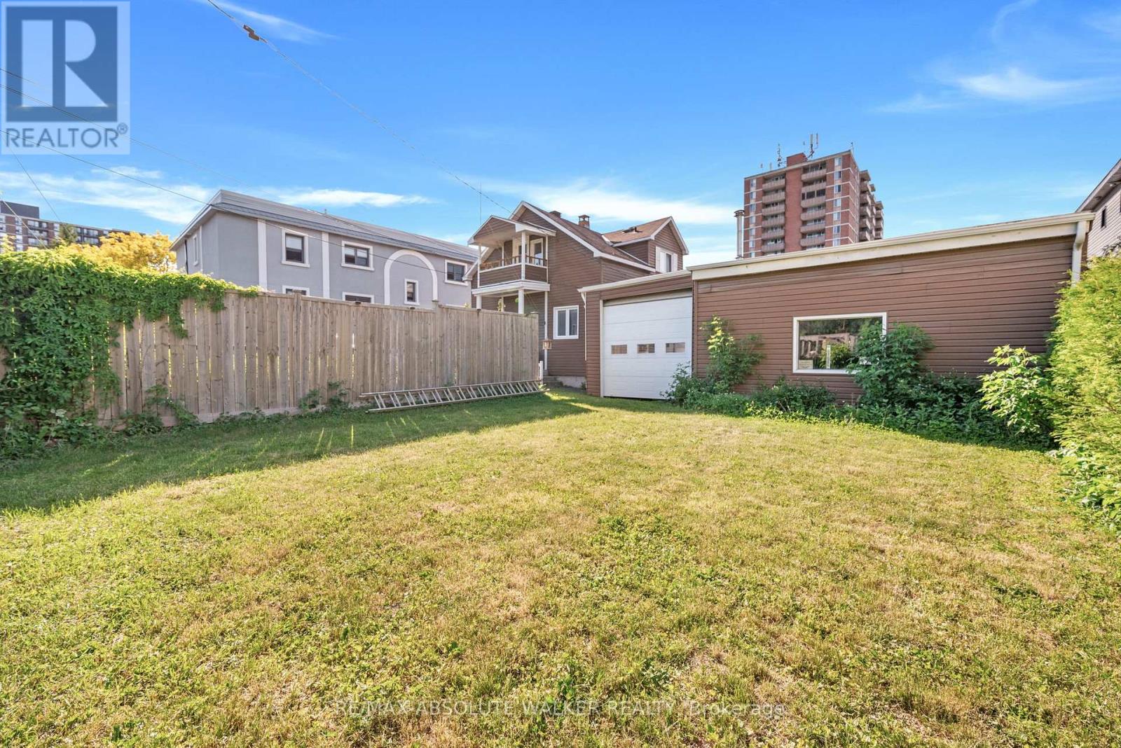 412 MONTREAL ROAD - 21