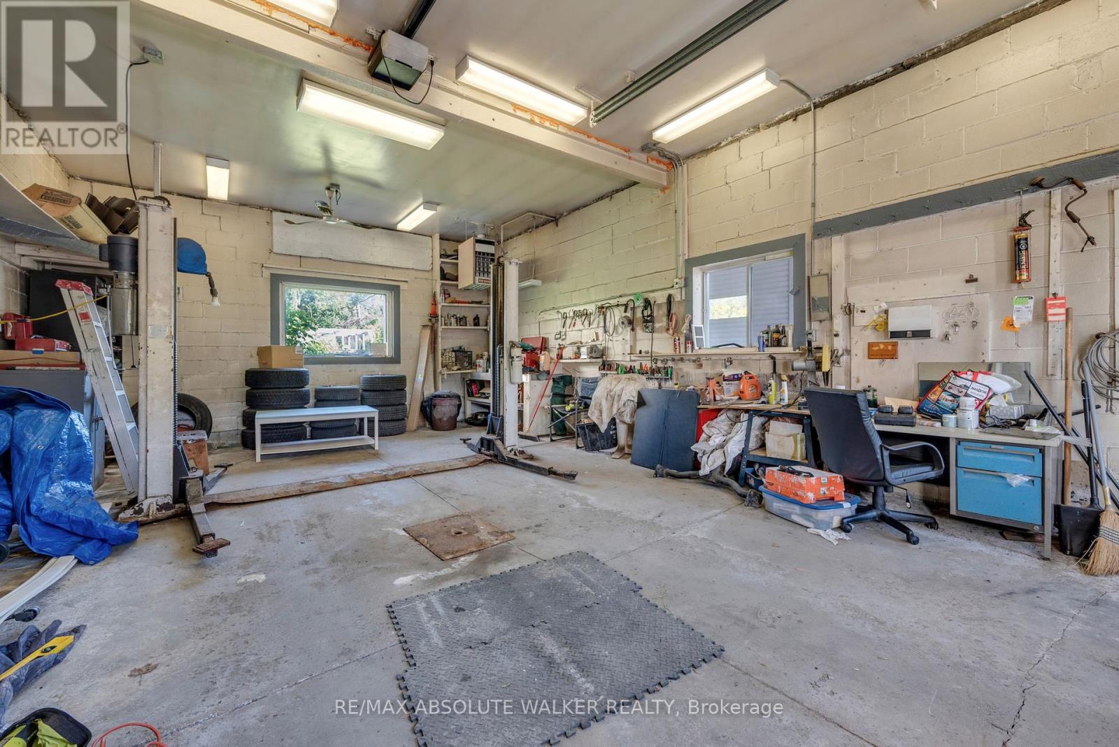 412 MONTREAL ROAD - 22