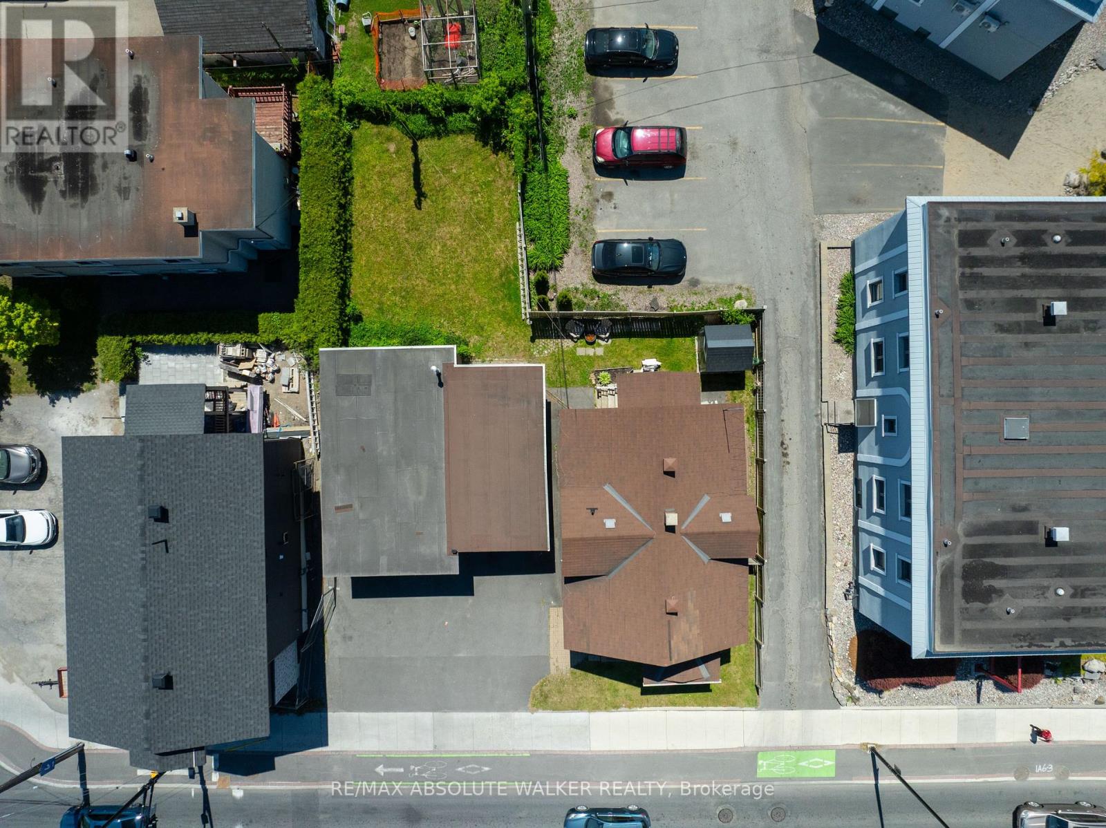 412 MONTREAL ROAD - 27