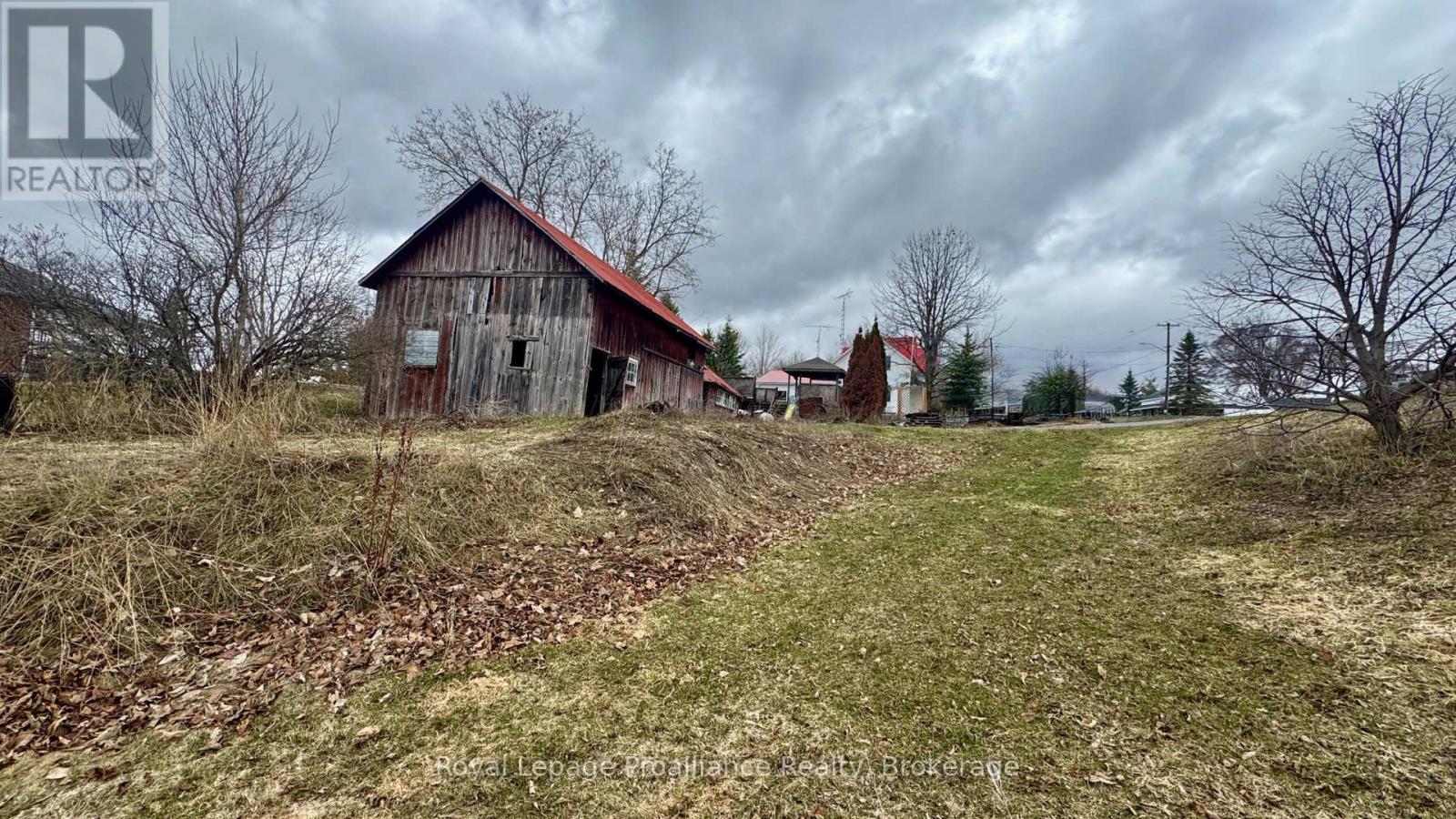 3186 COUNTY ROAD 41 - 26