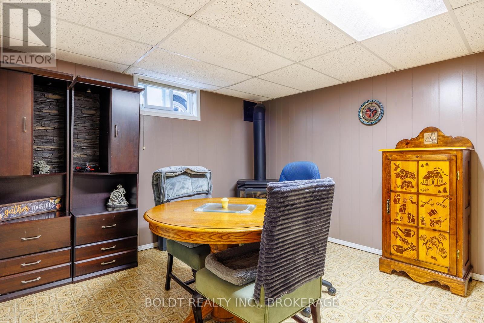 53 HUNTLEY CRESCENT - 17
