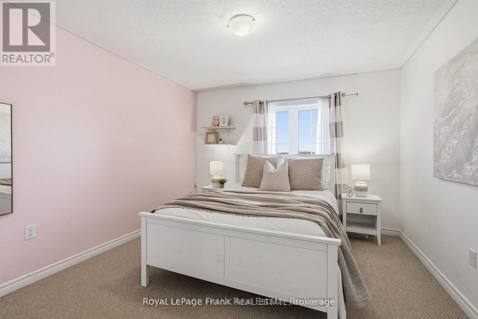 15 HIGHLANDS BOULEVARD - 20