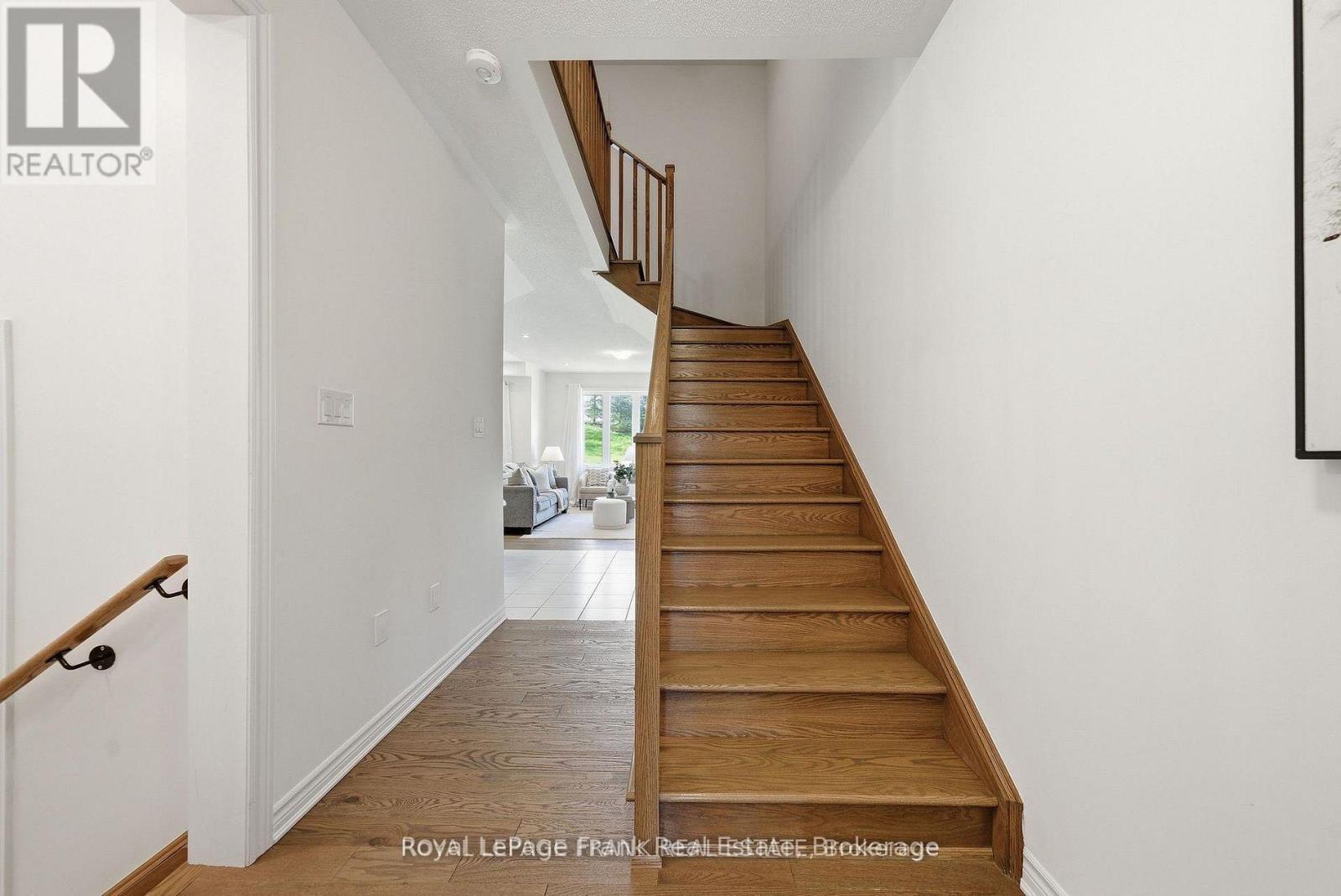 15 HIGHLANDS BOULEVARD - 6
