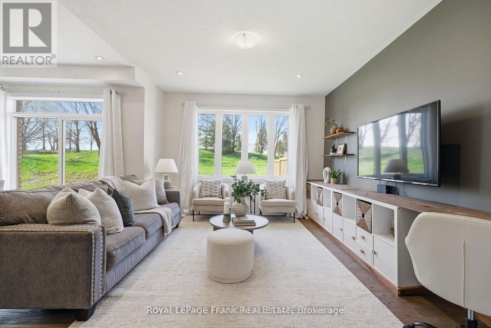 15 HIGHLANDS BOULEVARD - 8