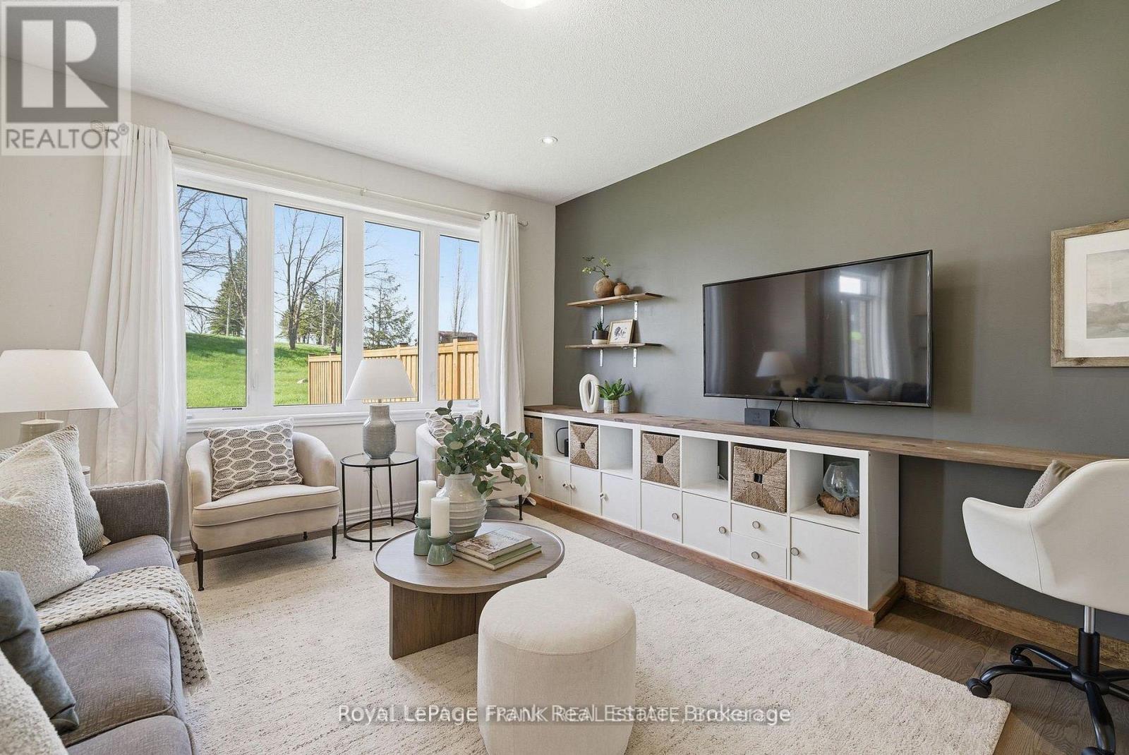 15 HIGHLANDS BOULEVARD - 9