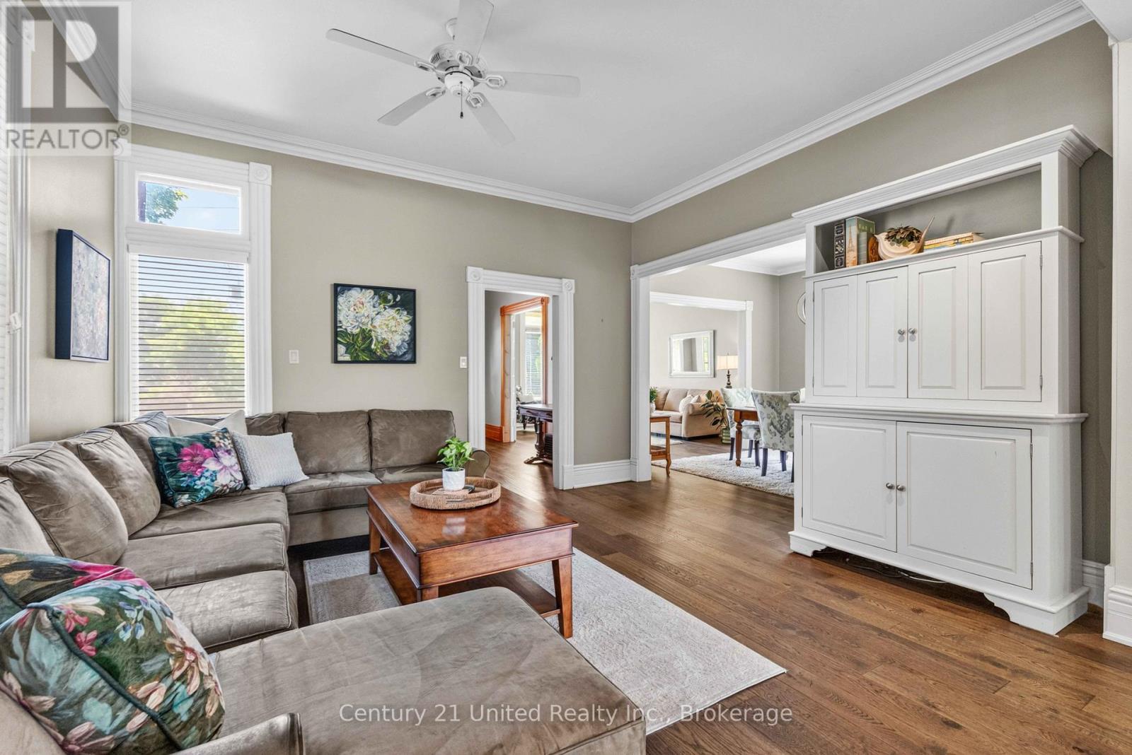 186 ABERDEEN AVENUE - 11